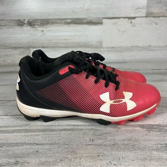 Under Armour baseball softball cleats kids 5.5 - Picture 1 of 7